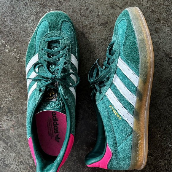 Adidas Collegiate Green Sneakers with White and Pink Accents Gazelle Indoor - Picture 2 of 5